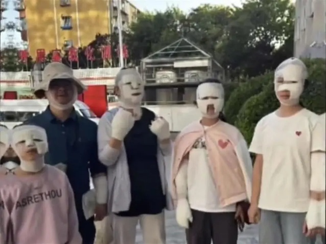 北京陈先生等七人被卡式炉炸伤，每个人都包成「木乃伊」.jpg